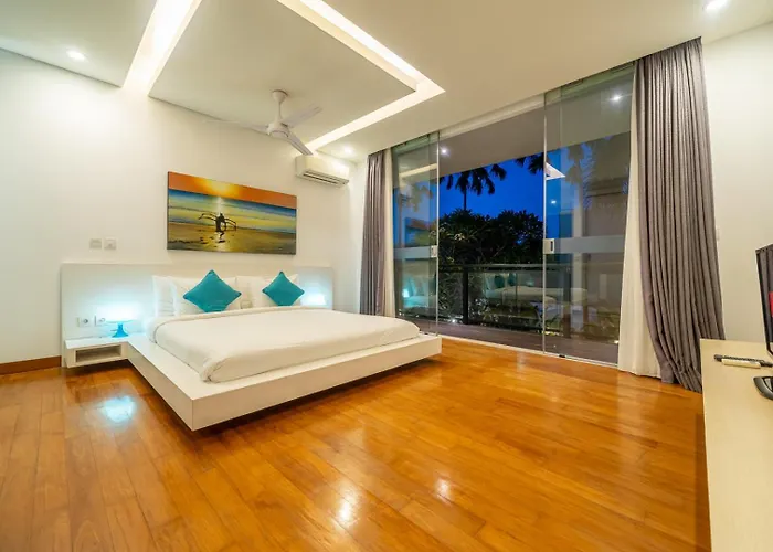 Aquila * Seminyak (Bali)