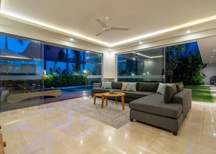 Aquila Seminyak (Bali)